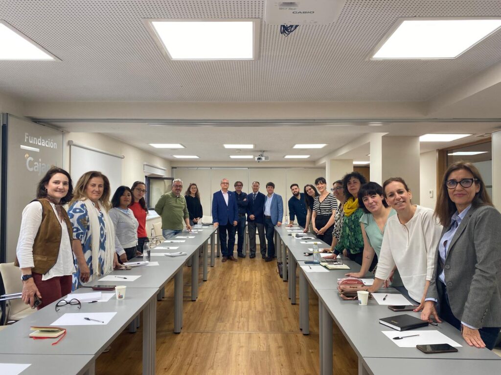 Nexo neural evento con asociaciones